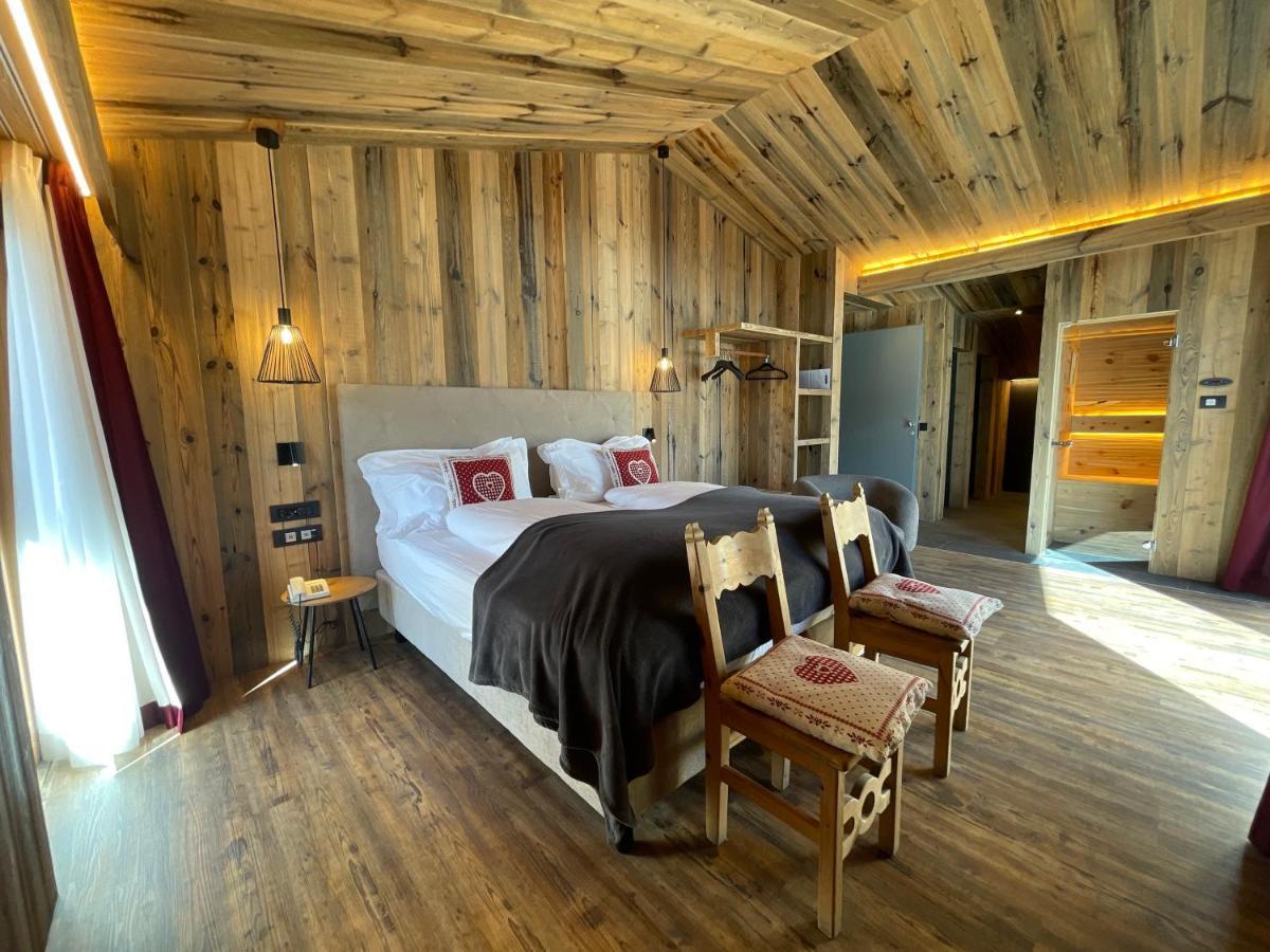 Hotel Piccolo Tibet Livigno Exterior foto