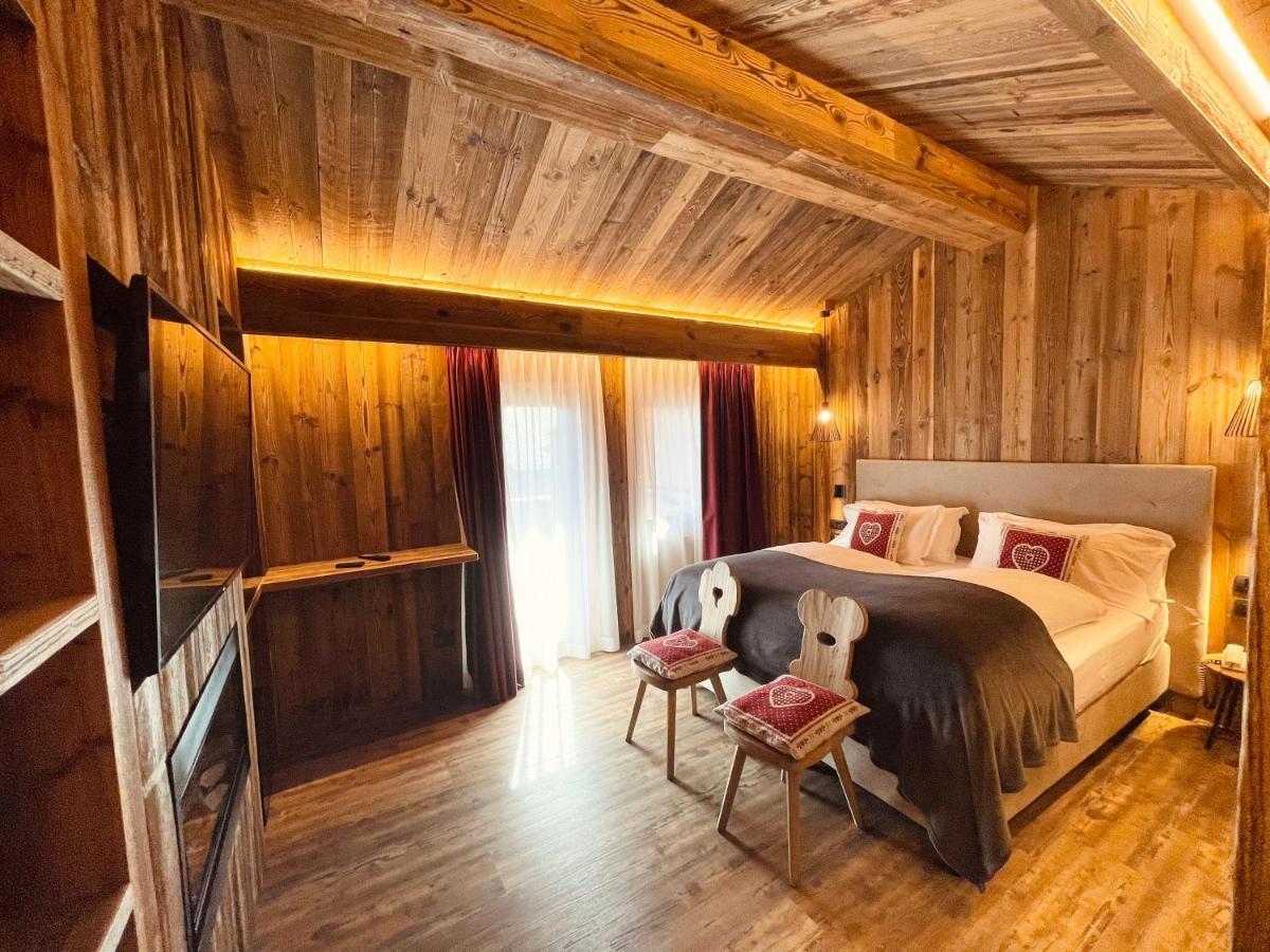 Hotel Piccolo Tibet Livigno Exterior foto