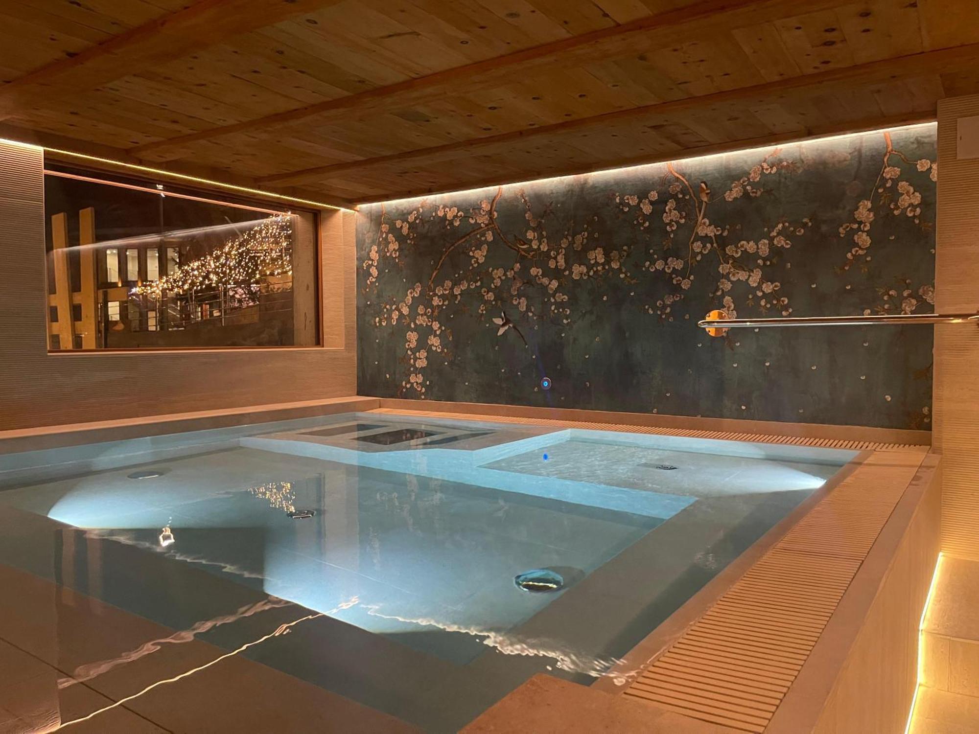 Hotel Piccolo Tibet Livigno Exterior foto