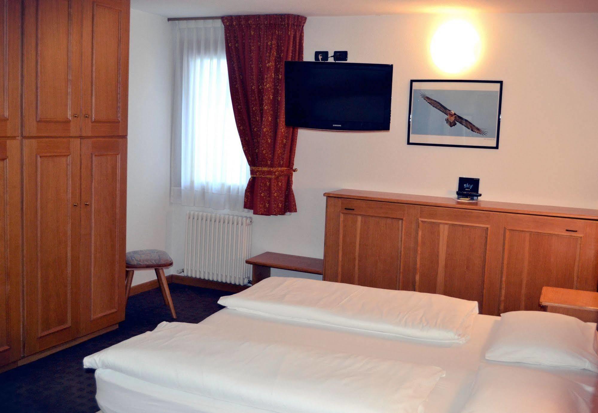 Hotel Piccolo Tibet Livigno Exterior foto